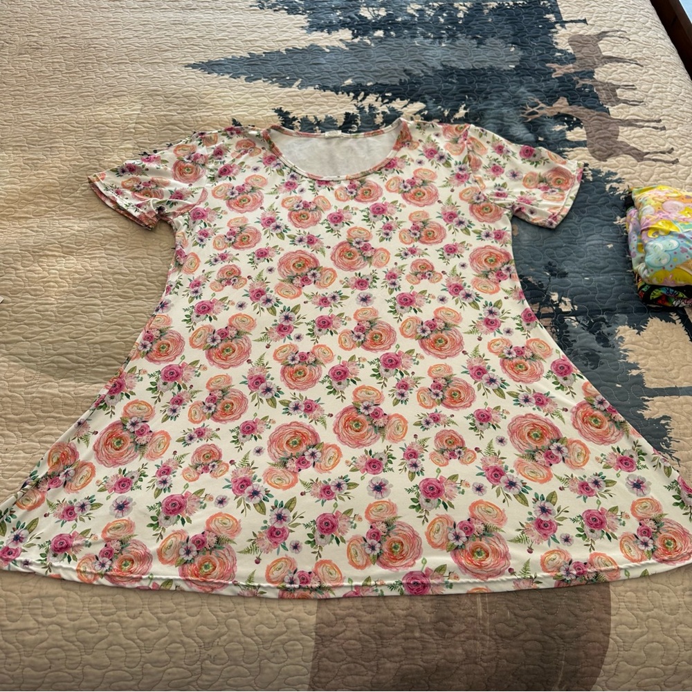 Disney -Floral Patterned Dress Minnie Head